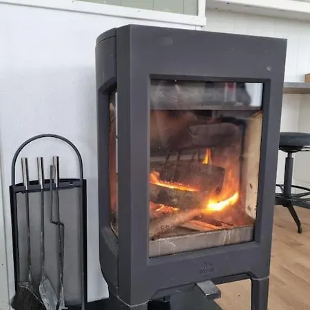 Moderne Hus Med 5 Soverom Og 2 Bad Pa Hidra 펜션 Rasvag