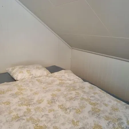 Moderne Hus Med 5 Soverom Og 2 Bad Pa Hidra Rasvag